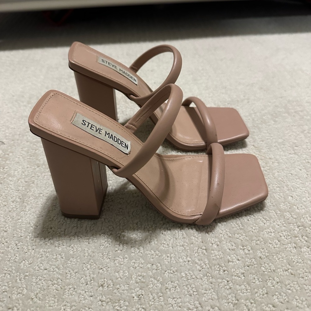 steve madden nude heels